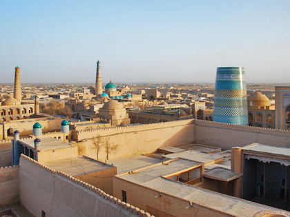 Uzbekistan and Azerbaijan Small Group Tour 2025